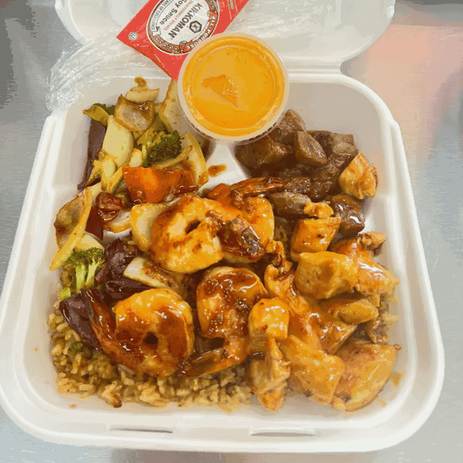 Yatta Habachi Grill & Sushi 2, Rochelle Photo 3