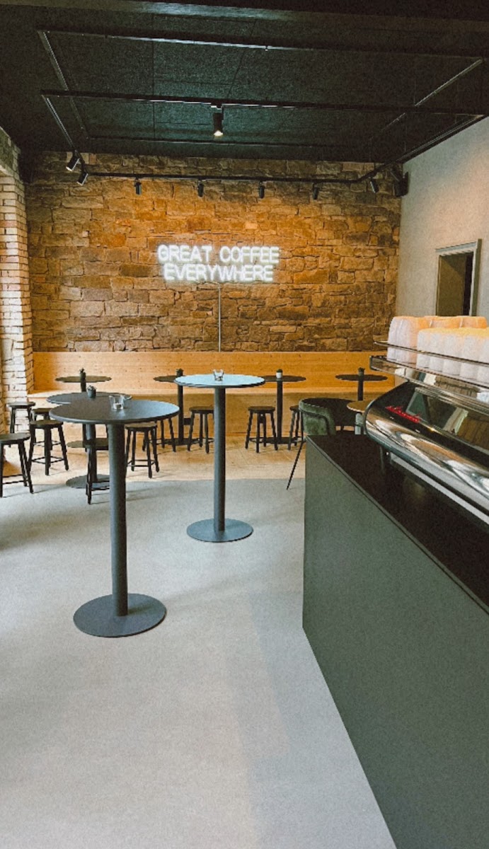 Nello Café Photo 4