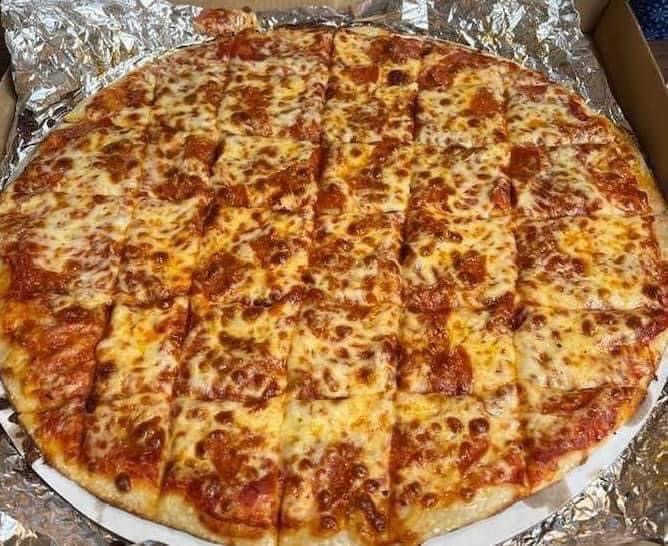 Mama J's Pizza Jackson Center Photo 10