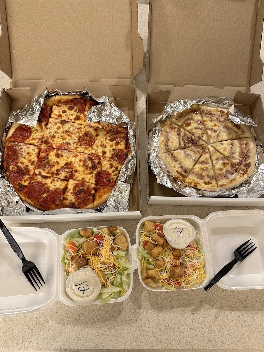 Mama J's Pizza Jackson Center Photo 8