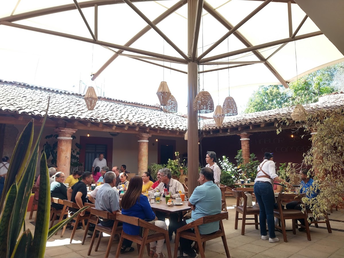SAUDA Restaurant Photo 10