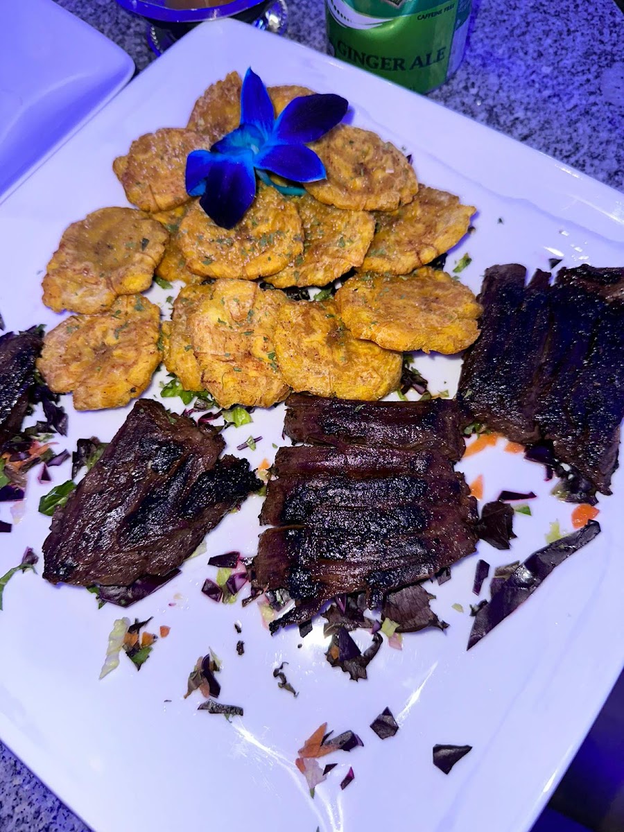 Masheratti Lounge & Grill Photo 4
