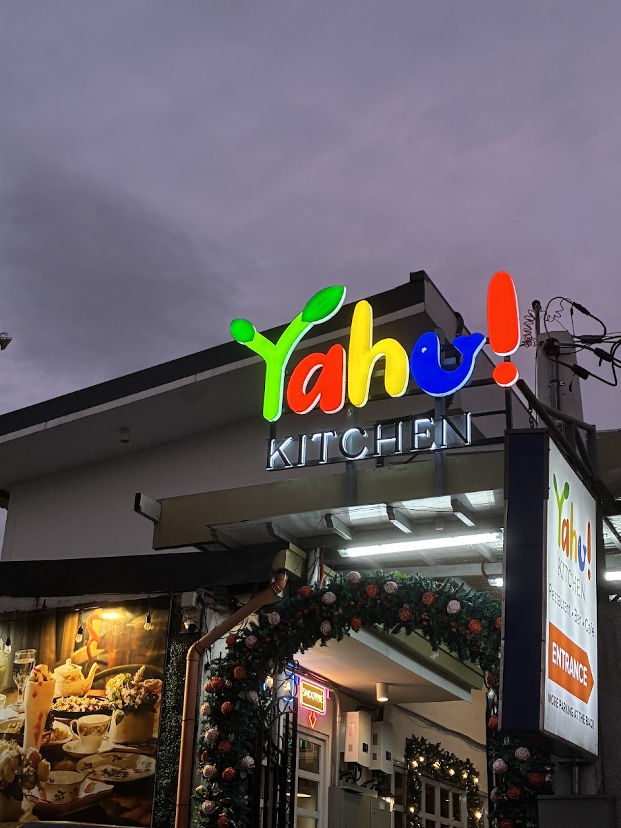 Yahu! Kitchen