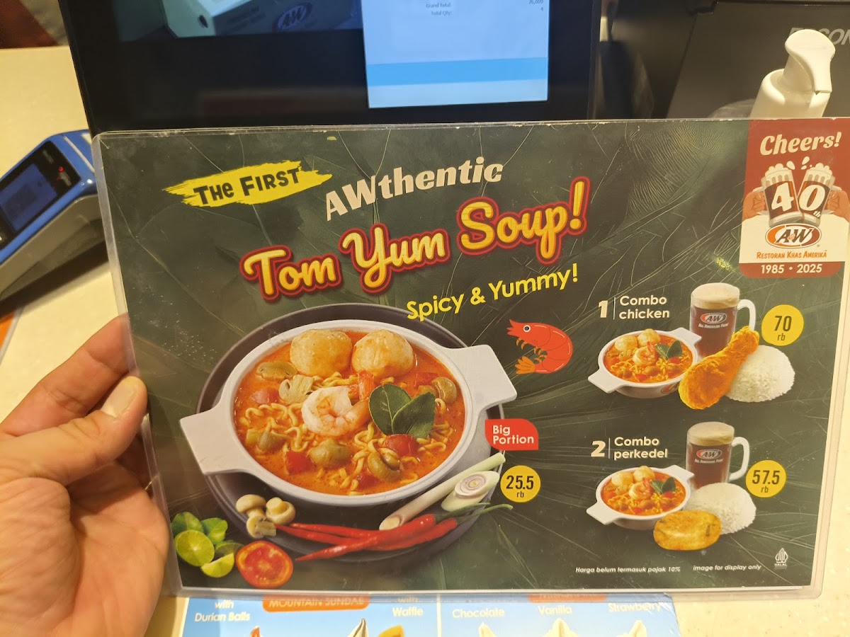 A&W Restaurants Terminal 3 Soekarno-Hatta Airport (CGK) Photo Menu 4