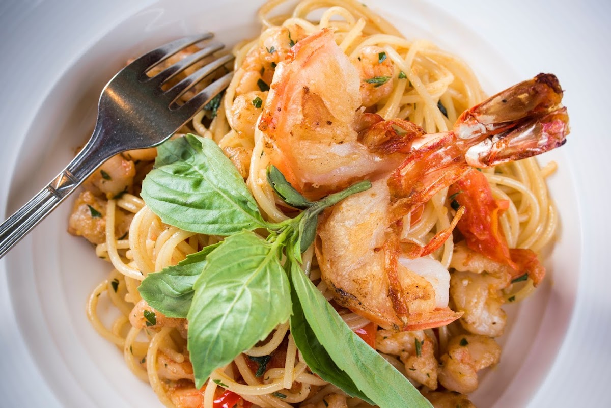 Grampi’s Bar & Restaurant Photo 4