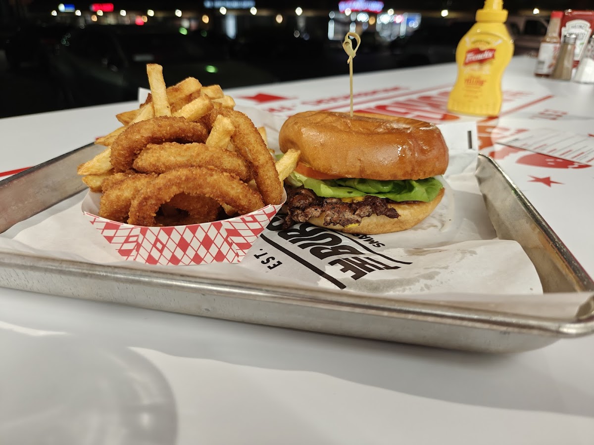 The Burger Joint and Brew Photo 10