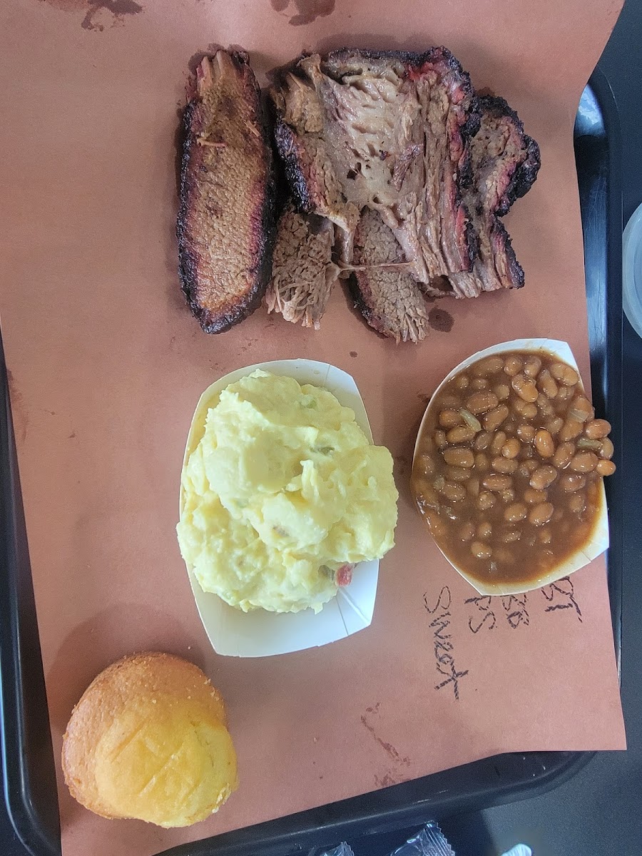 Smoke Brothers Kitchen Photo 6