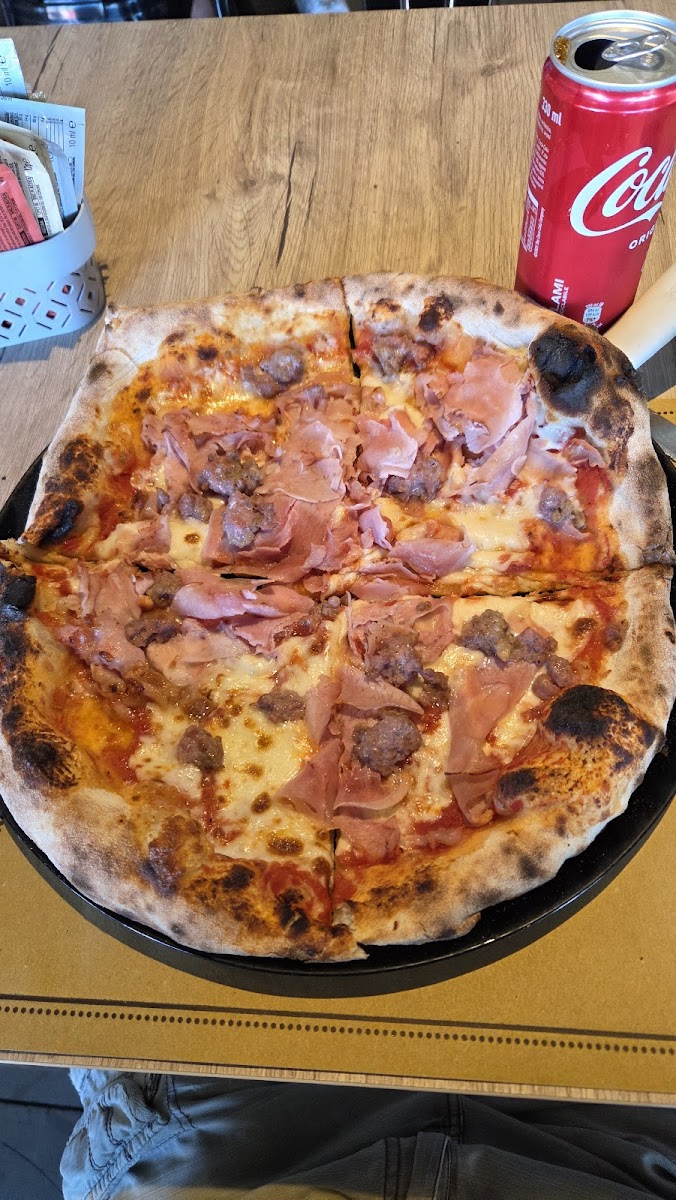 Mondopizza and More Photo 8