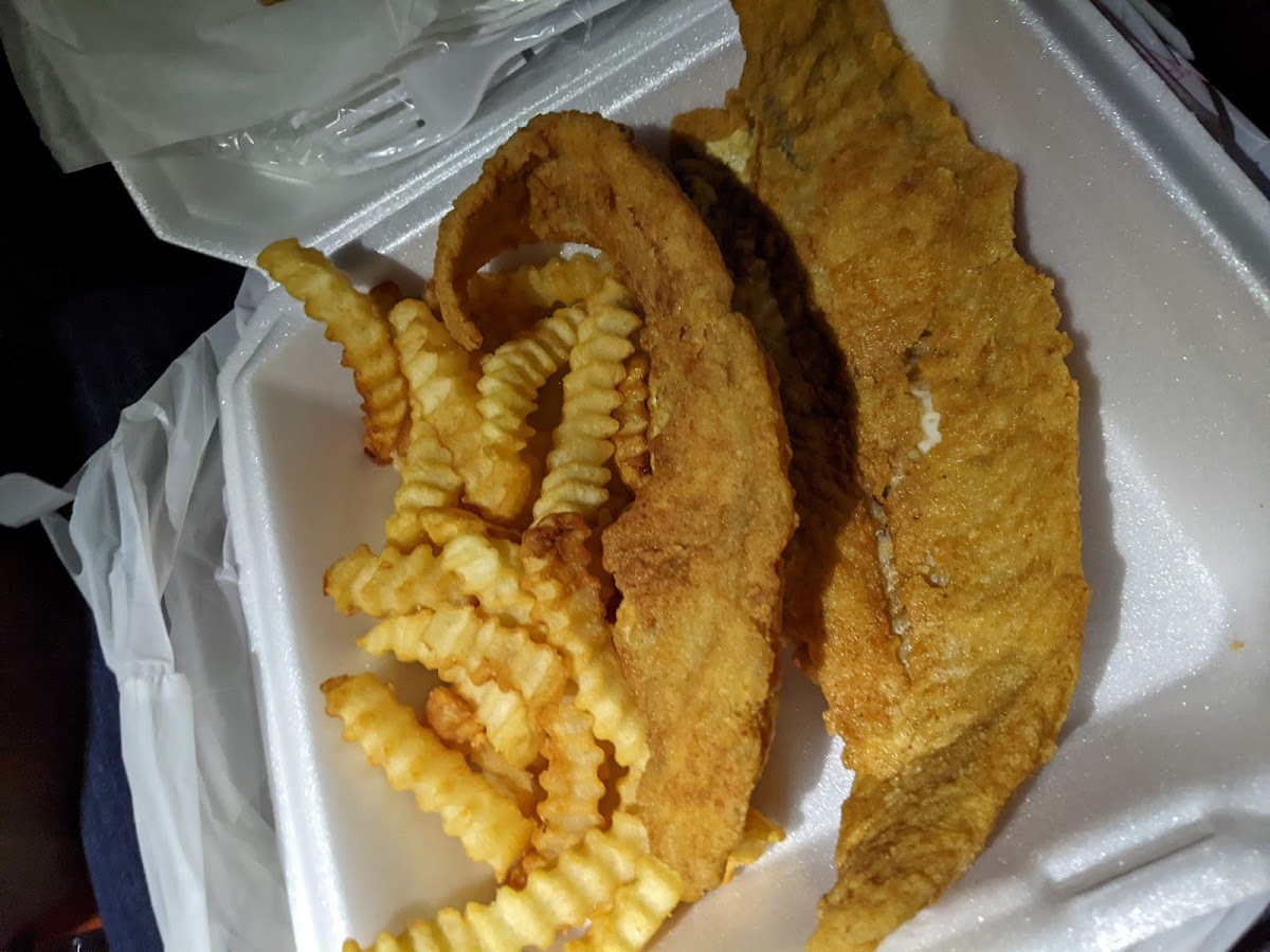 R & S Fish Market & Restaurant Photo 10
