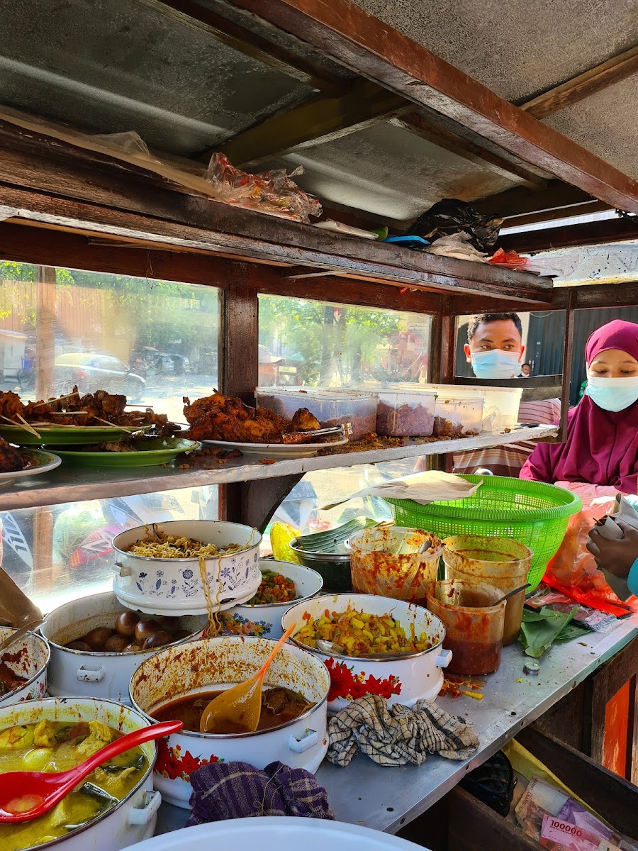 Nasi Kuning Bu Yudi Photo 4