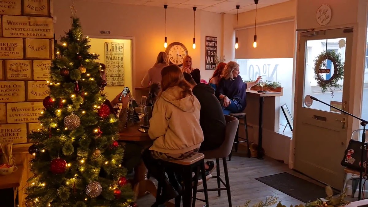 No.60 Coffee & Wine Bar Photo 2