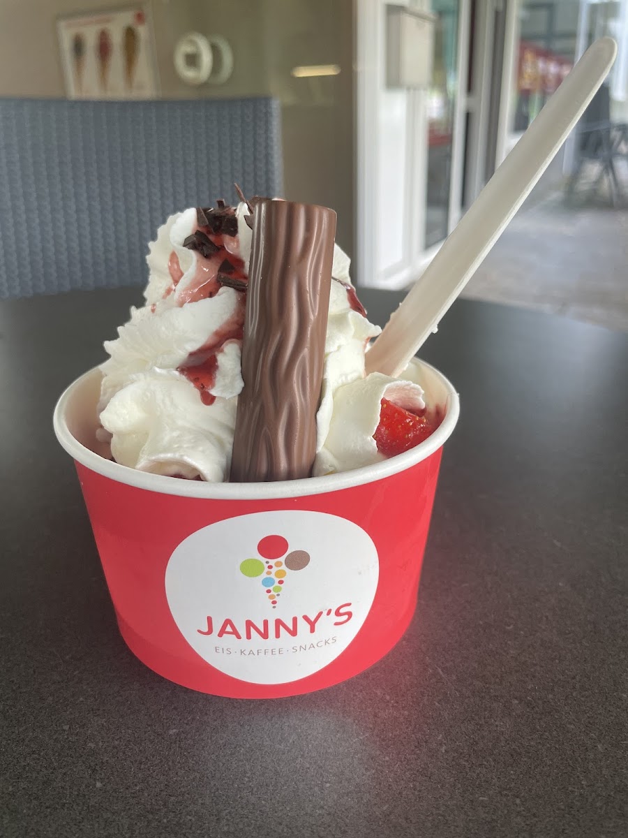 Jannys Eis Photo 3