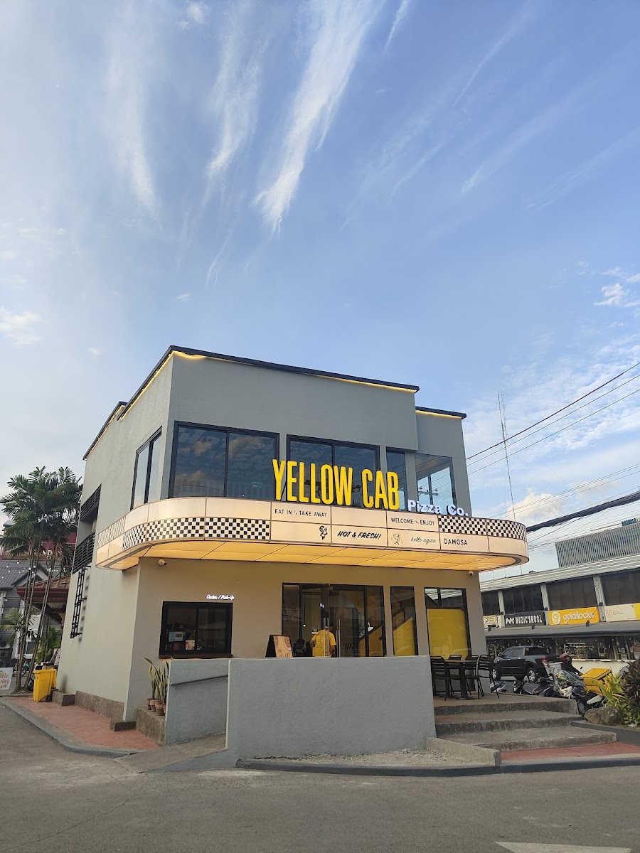Damosa Gateway