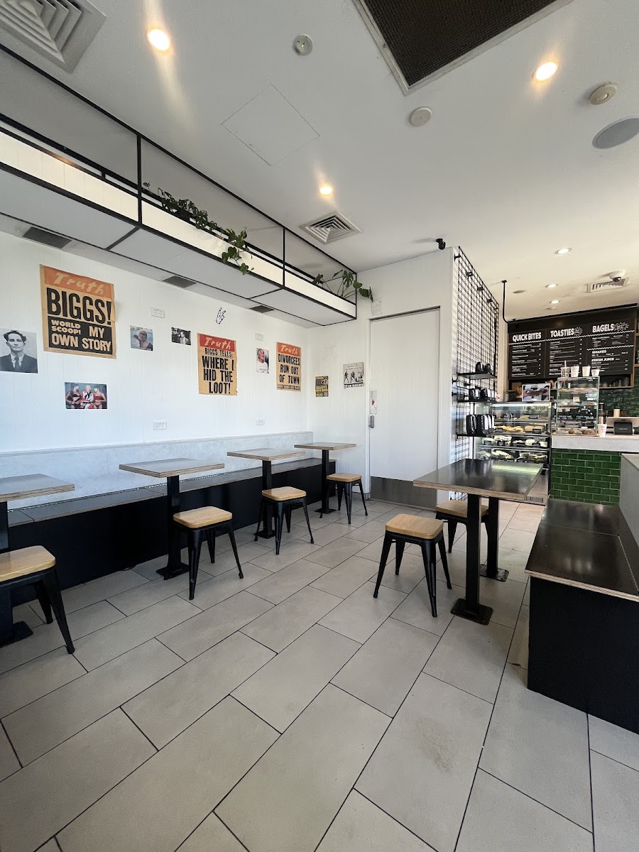 Biggs Coffee Wickham Photo 4
