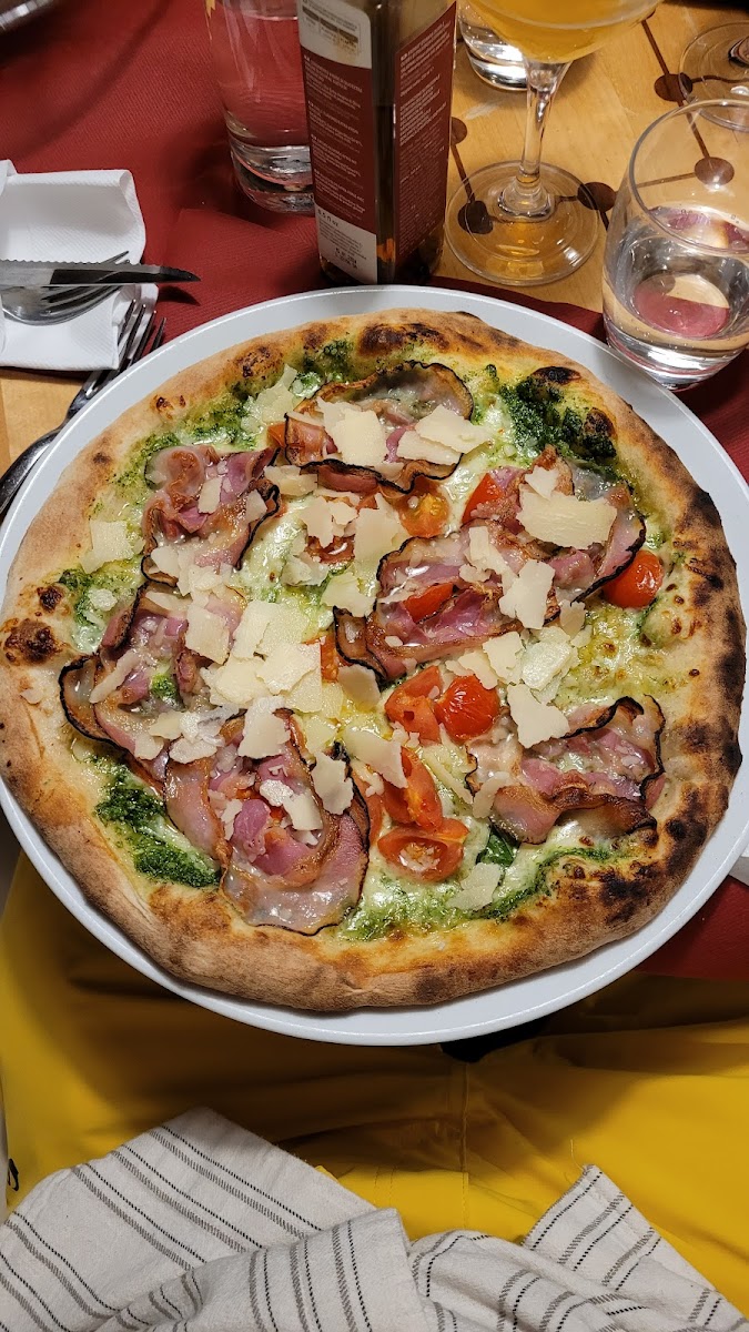 Bar Pizzeria 'Sportbar' Photo 8