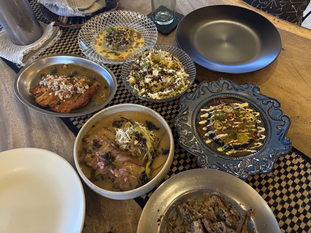 MAKAN at Eliseos Photo 4