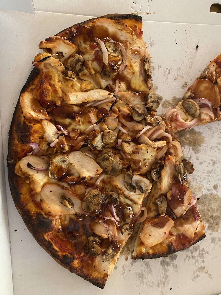 La Famiglia Pizzeria Photo 4