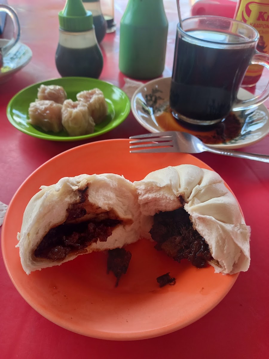 Tai Heng Siu Mai 實廊泰興正宗烧米 Photo 3