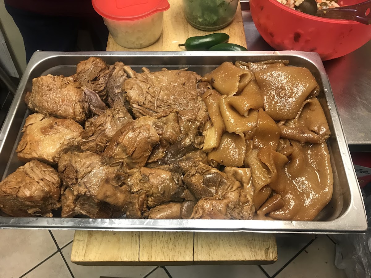 Carnitas Los Huesos