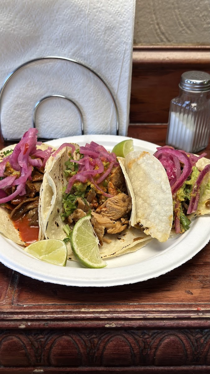 Carnitas Los Huesos Photo 2