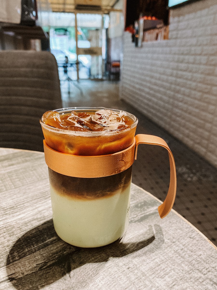 Seribu Delapan Coffee & Eatery Photo 7
