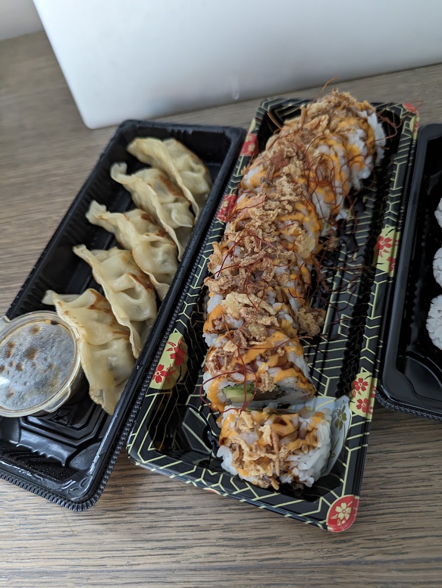 Kaze Sushi & Poke Bowl Photo 6