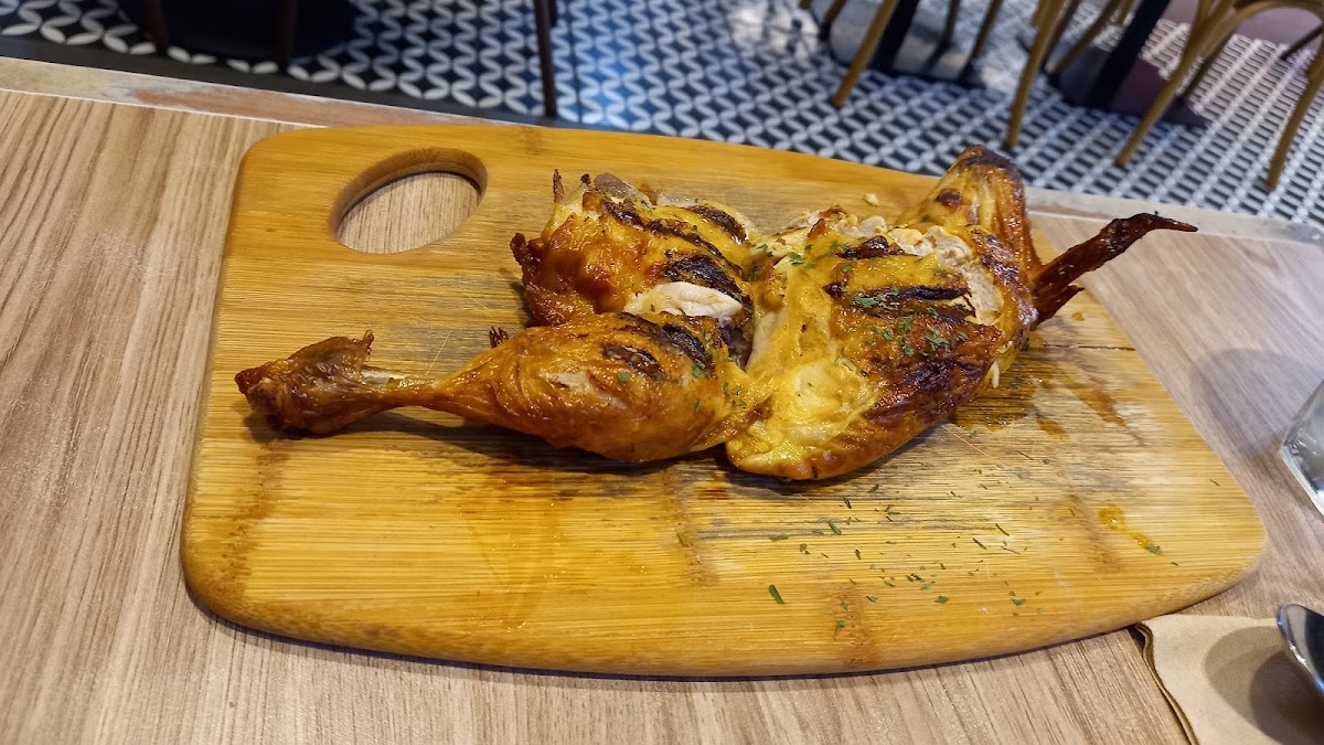 Peri Peri Evia Lifestyle Mall Photo 3