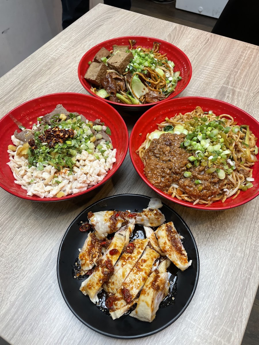 PanPan Noodle Bar Photo 6