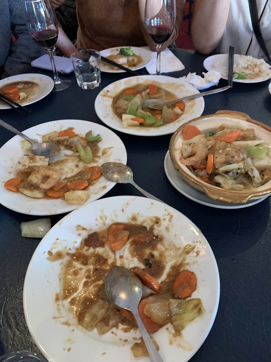 Four Seasons Chinese Restaurant Photo 4