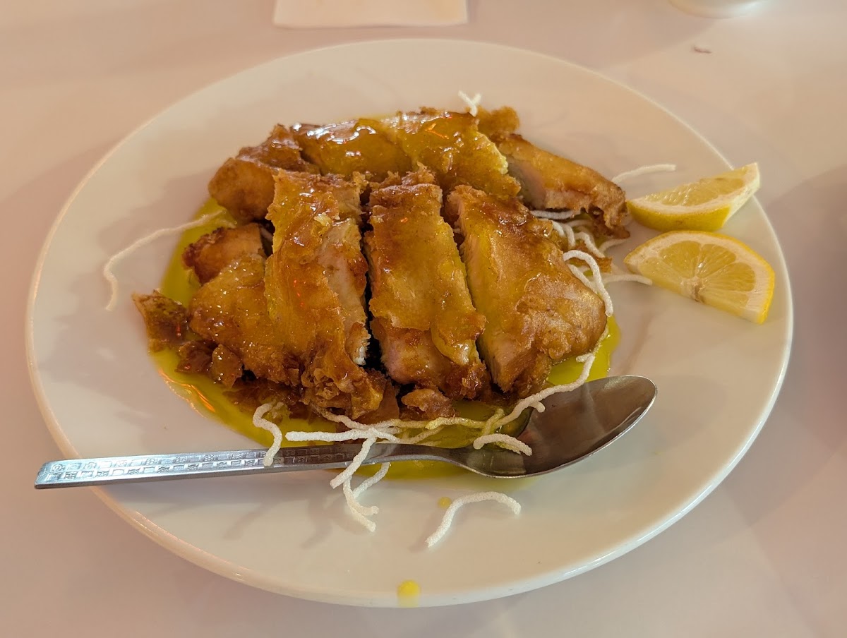 Four Seasons Chinese Restaurant Photo 6