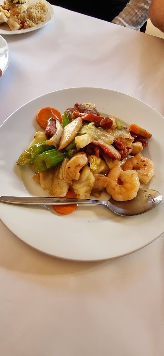 Four Seasons Chinese Restaurant Photo 7