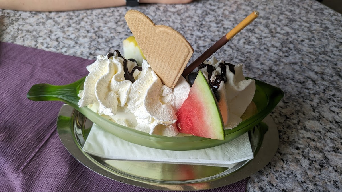 Eiscafe Fraureuth Photo 5