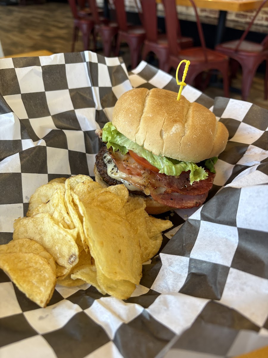 Town Square Eatery Photo 3