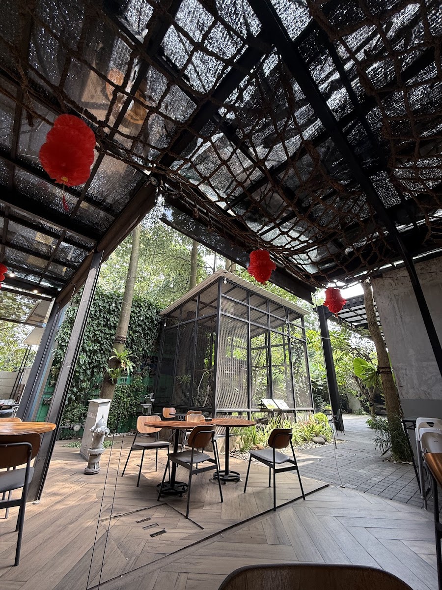 Starling Eatery Photo 4
