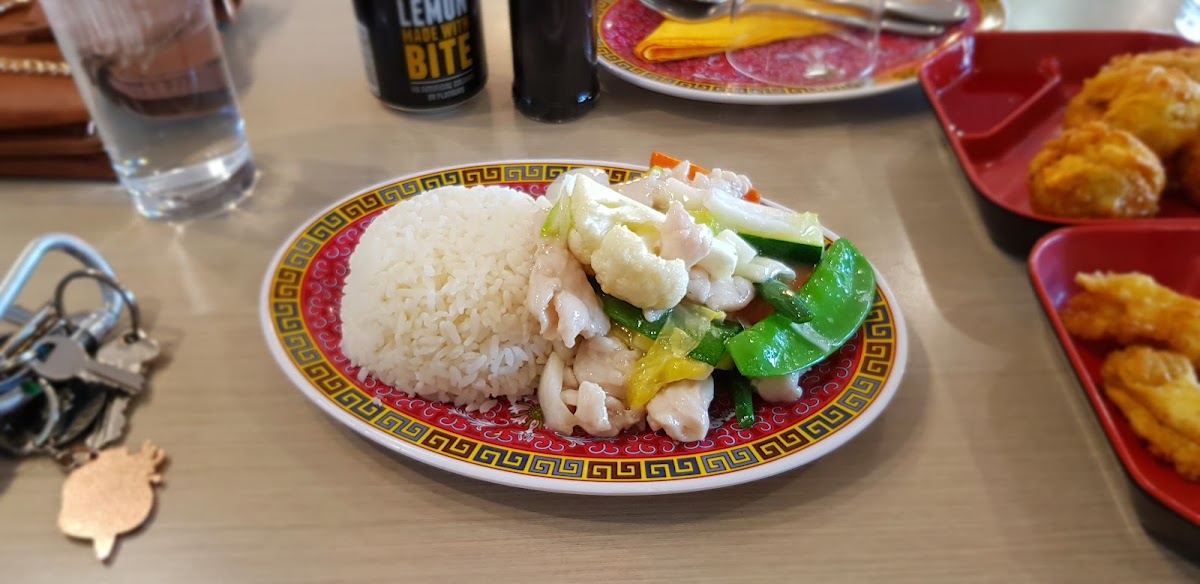 China Rose Chinese Restaurant (Browns Plains) Photo 8