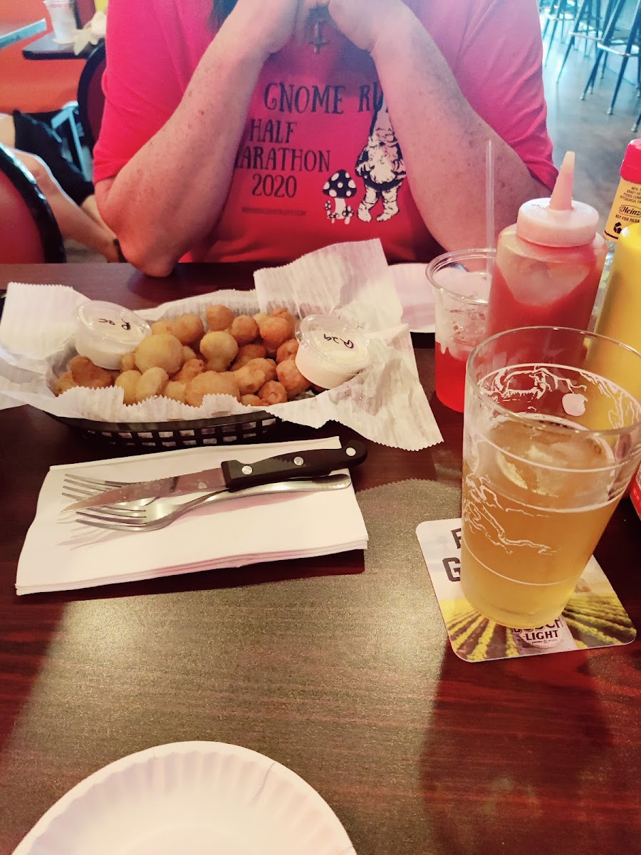 Leamen's Bar and Grill Photo 6