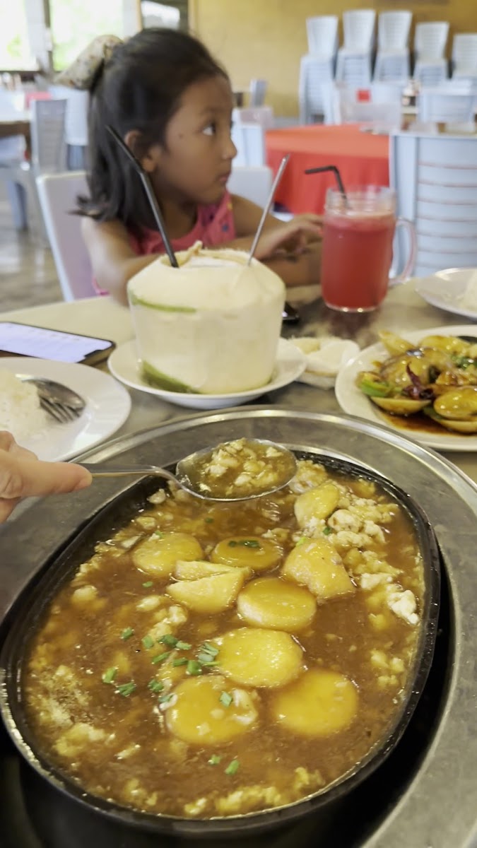 I Suka Restaurant Sdn. Bhd. Photo 2