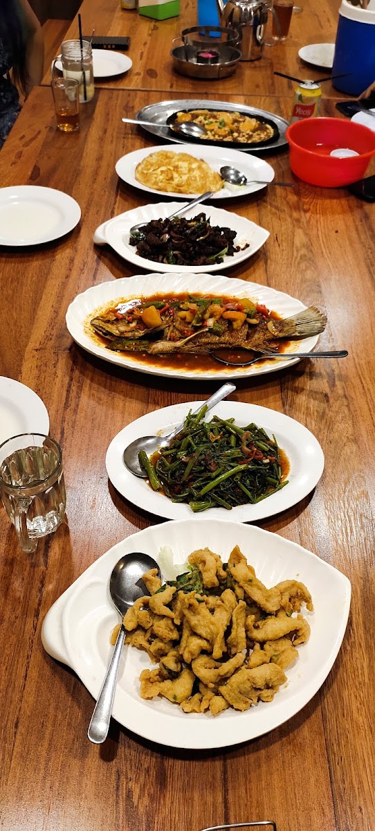 I Suka Restaurant Sdn. Bhd. Photo 7
