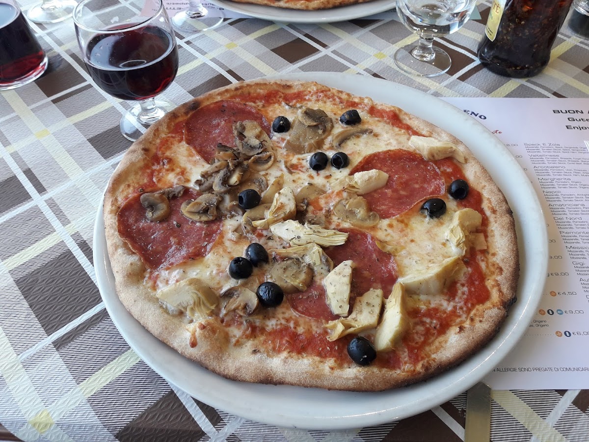 Pizzeria Arcobaleno Domaso Photo 5