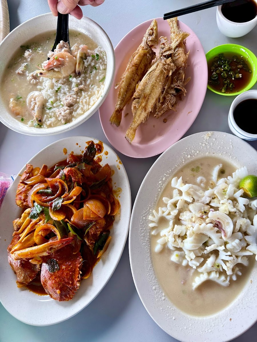 HK Restaurant Photo 3