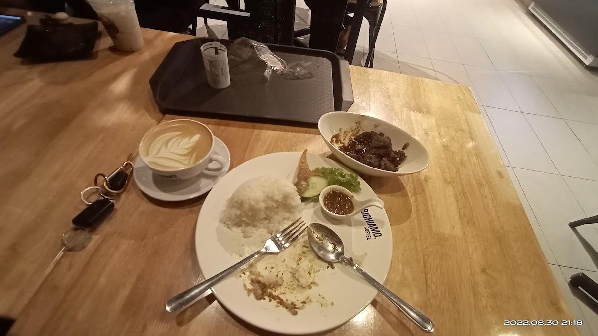S’biji Khopi Cafe Photo 8