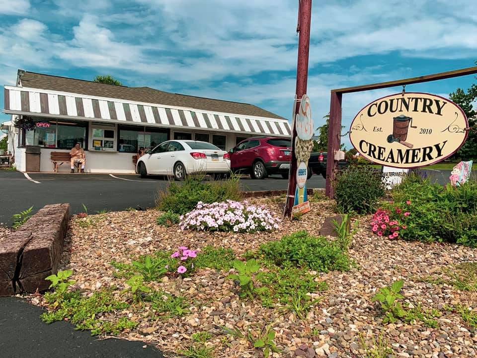 Country Creamery Photo 4