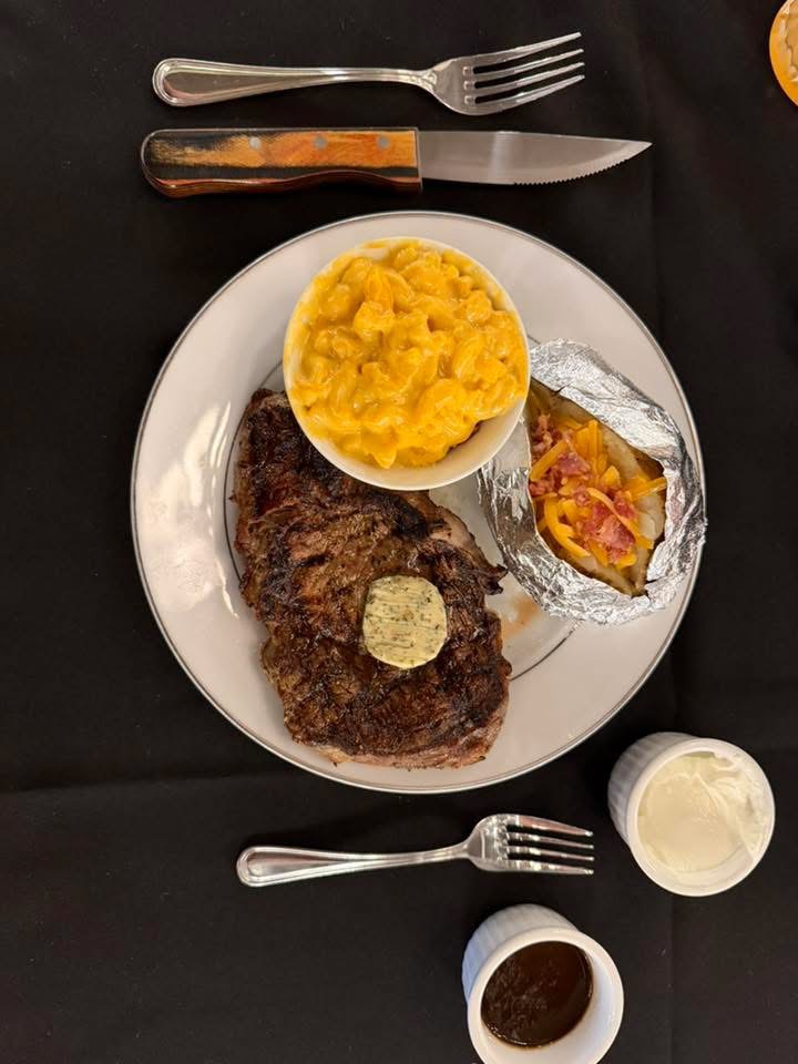 Five Spur Steakhouse Photo 2