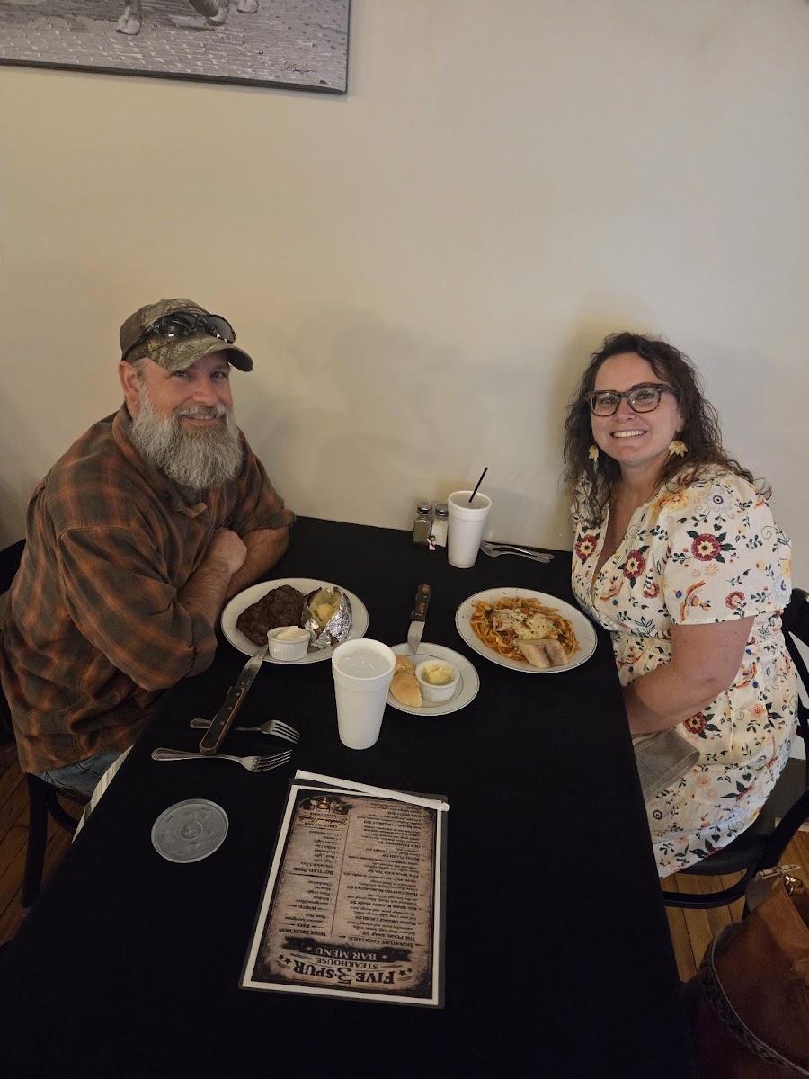 Five Spur Steakhouse Photo 5