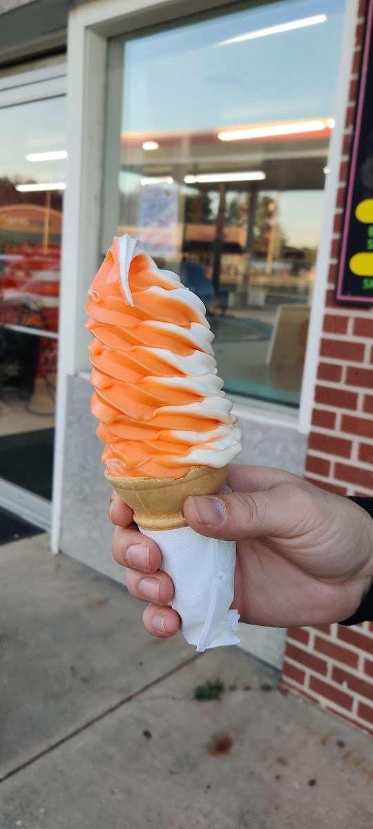 Squires Dairy Delight Photo 7