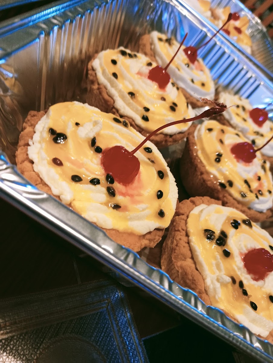 Evelinas Polynesian Food Photo 10