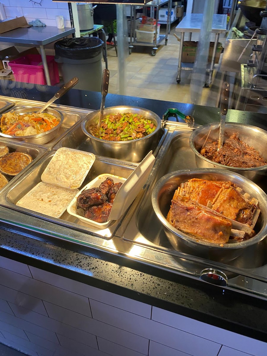 Evelinas Polynesian Food Photo 2