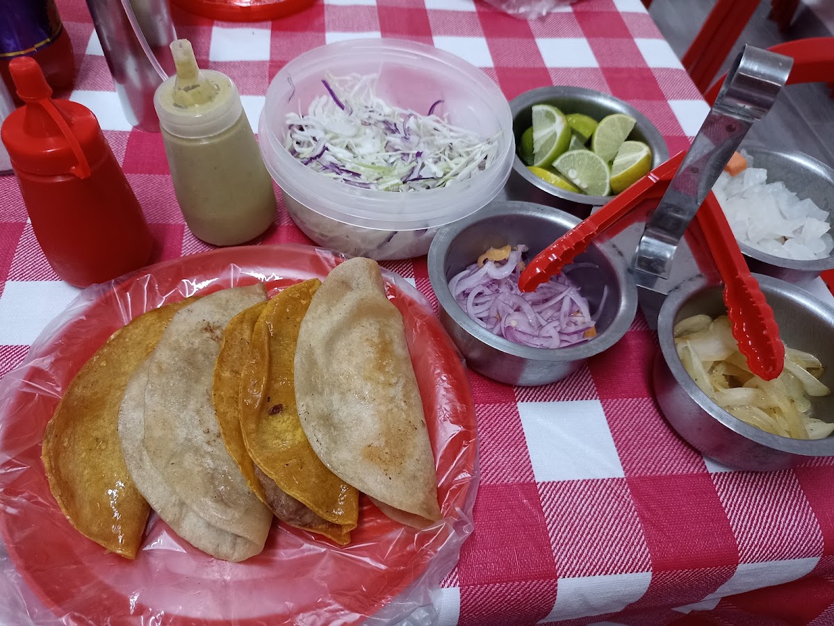 TACOS YAYE Photo 3