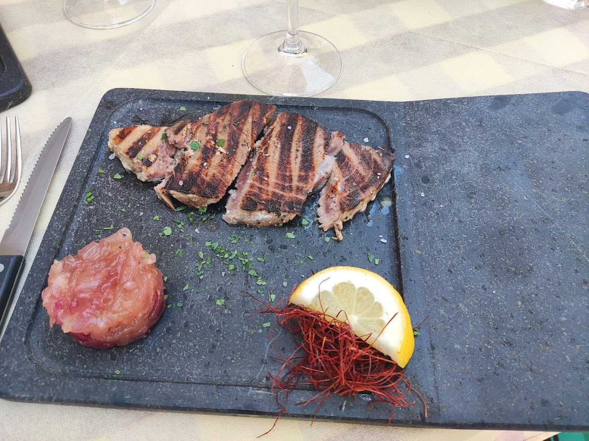 ALBIN’S RESTAURANT Photo 7