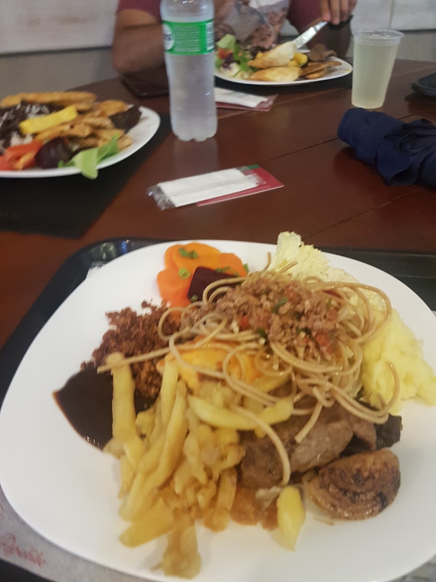 Restaurante Deodoro Grill - Buffet e Café Photo 4